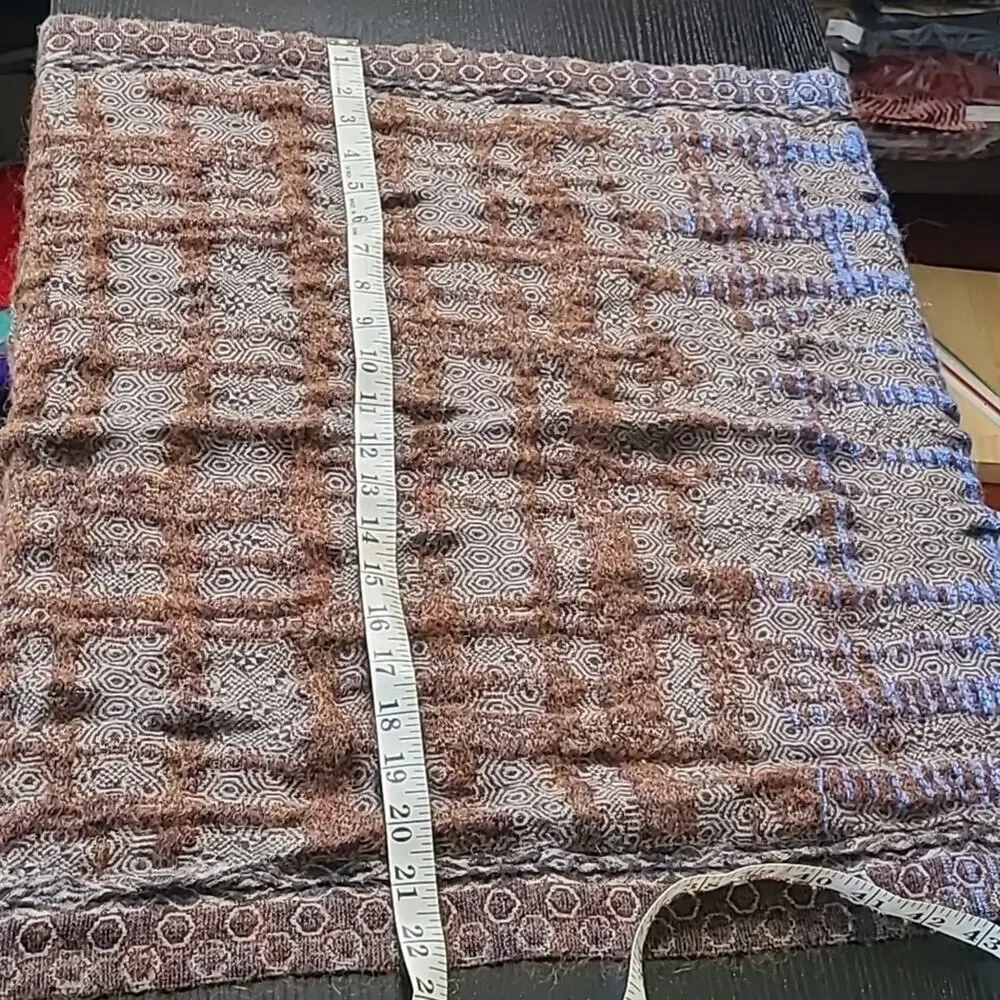 SAACHI wool blend scarf/wrap